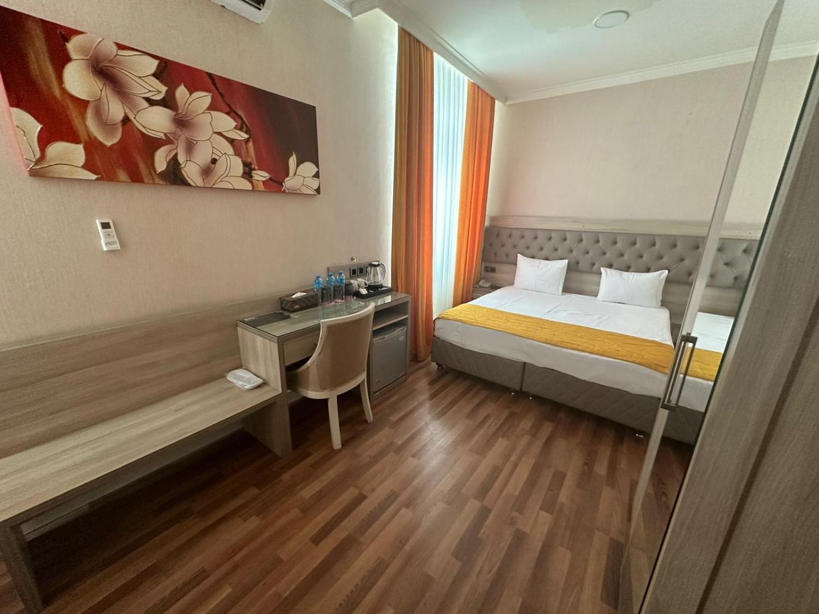 Hotel Empire Business Баку Екстер'єр фото